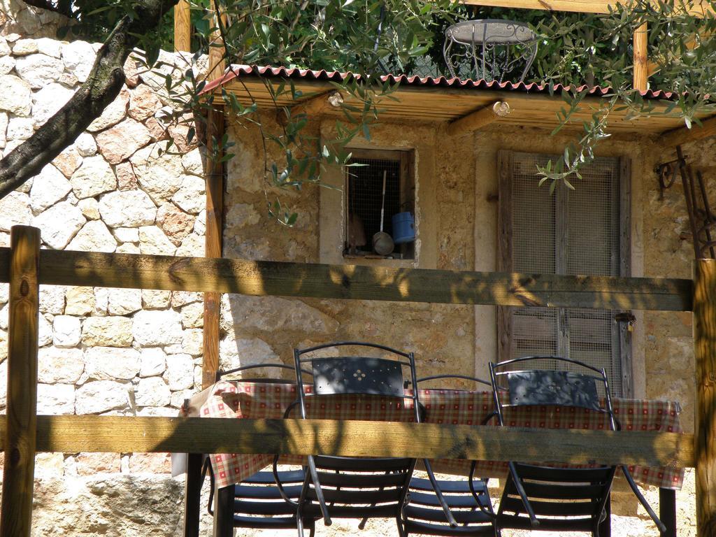 Ca' Spina: Sweet Home In Valpolicella SantʼAmbrogio di Valpolicella Rom bilde